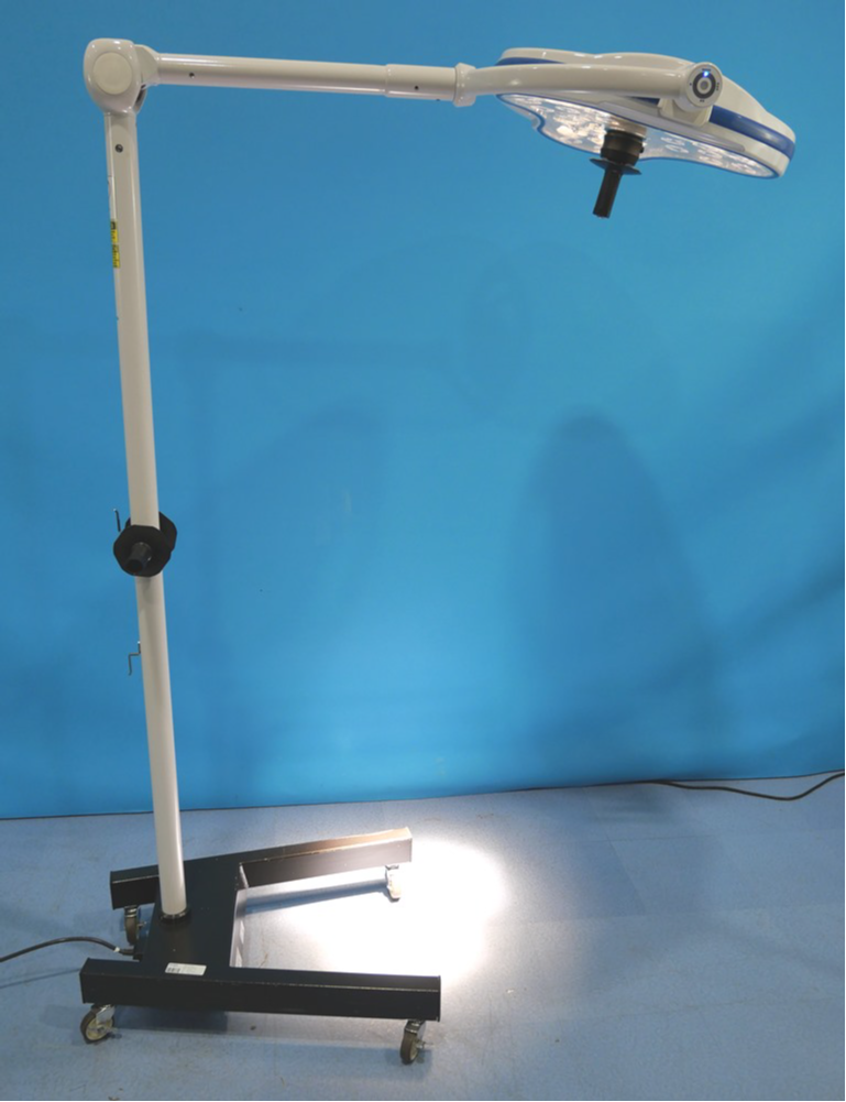 Skytron Surgical Light